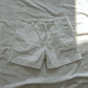 Vineyard Vines Every Day Short